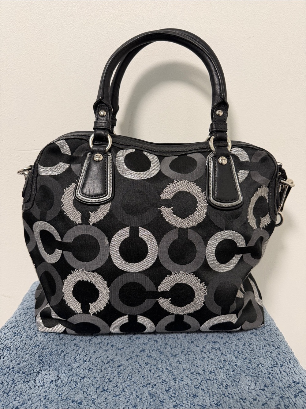 Coach Black & Silver Signature Circle Satchel with Chain-Detail Strap vintage - Picture 3 of 16